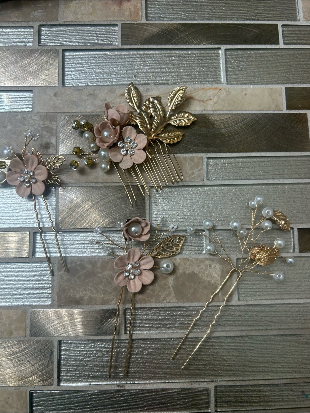 Blush Floral Pearl Hair Pin Set with Gold Leaves - Women Accessories